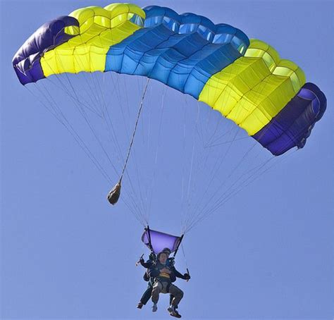 Top Parachute designs to wow you - Designbuzz