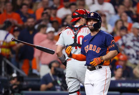 Houston Astros' José Altuve Goes Without a Home Run in Venezuelan Home ...