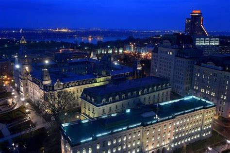 Hotel Le Concorde Quebec, Quebec City - Compare Deals