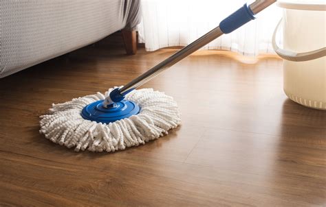 HardWood Floor Cleaning: What You Need to Know - Minnesota Majority