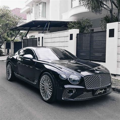 Black Bentley Continental GT - MV Forged | Bespoke Wheels