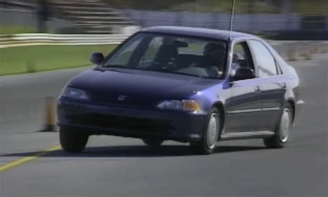 VIDEO: What made the 1992 Honda Civic a good car? | Japanese Nostalgic Car