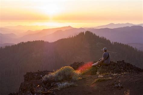 19+ Awesome Hikes Near Portland to Escape The Bustle Iron Mountain Hike, Hikes Near Portland ...