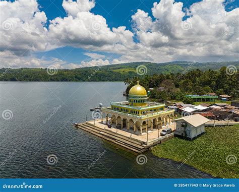 Lake Lanao in Lanao Del Sur. Philippines. Stock Image - Image of scenery, linuk: 285417943