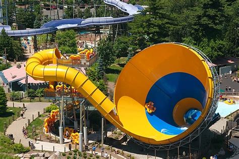 Hurrican Harbour (six flags new england) | Water park, Water slides, Waterslides