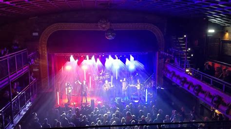 Skerryvore @ Holmfirth Picturedrome - YouTube