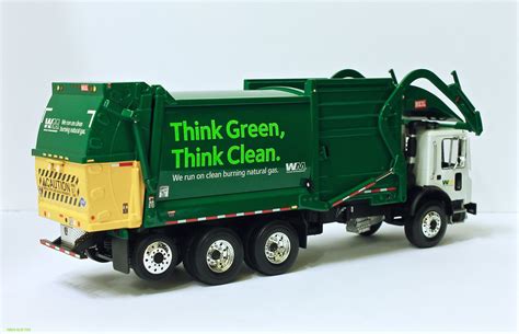 First Gear WM garbage truck | First Gear Heil CNrG front loa… | Flickr