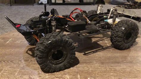 Axial scx10 ii on custom scx10 axle build - YouTube