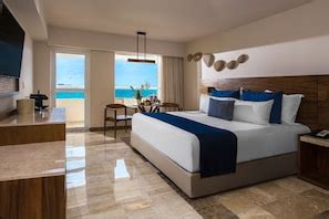 Dreams Sands Cancun Resort & Spa - All Inclusive Reviews, Deals & Photos 2024 - Expedia