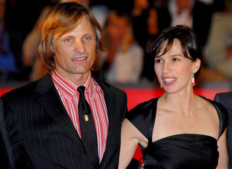 Does Viggo Mortensen Have a Wife? All about the Actor's Discreet Life ...