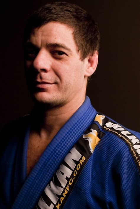 Gustavo Rodrigues | Brazilian Jiu-Jitsu | BJJmoves.com