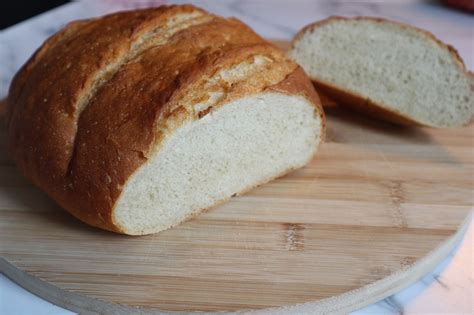 How To Use Plain Flour Instead Of Bread Flour (With Recipe) - Crust Kingdom