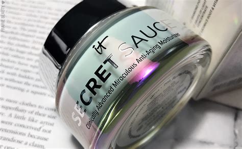 REVIEW: IT Cosmetics Secret Sauce Anti-Aging Moisturizer - Prairie Beauty