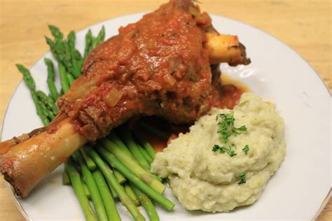 Braised Lamb Shanks with Rosemary and Red Wine