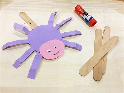 10 Halloween Spider Crafts for Toddlers and Preschoolers - Toot's Mom ...