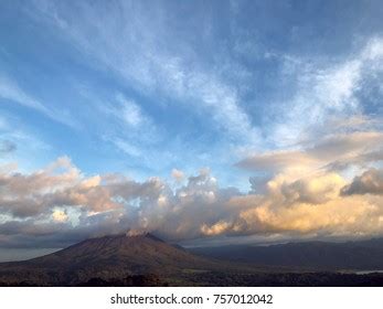 104 Arenal Lodge Images, Stock Photos & Vectors | Shutterstock