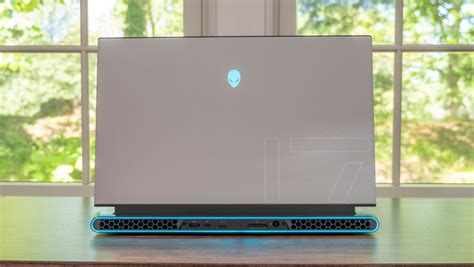 Alienware m17 R4 review: All of the gaming power, none of the bulk - CNET