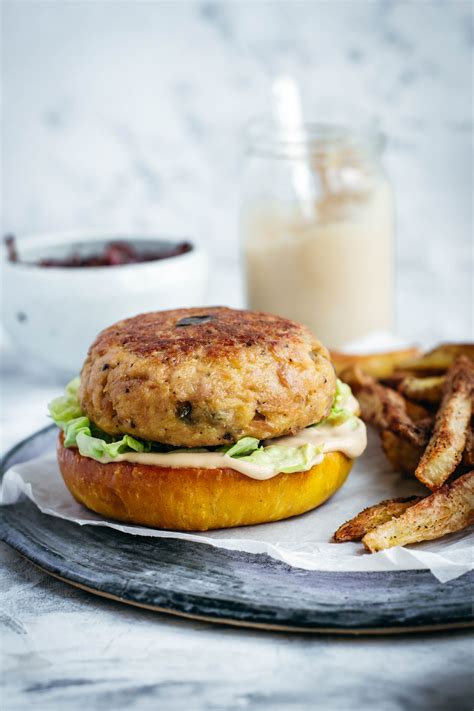 Easy tuna burgers recipe – A MATTER OF NOURISHMENT