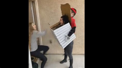 This Viral Pizza Delivery Prank Has Facebook Divided