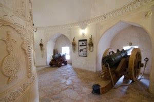 Al Hazm Castle - OmanTripper