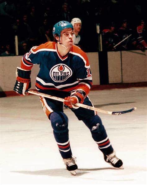 Mark Messier • Edmonton Oilers | Edmonton oilers, Oilers, Nhl players