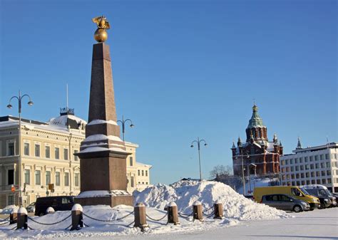 An Essential Guide to Helsinki's Market Square