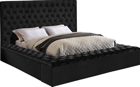 Meridian Furniture Bliss Velvet Queen Bed - Box of 3-Color:Black Velvet ...