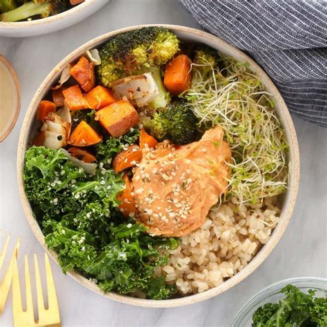 Vegetarian Brown Rice Bowl (19g protein!) - Fit Foodie Finds