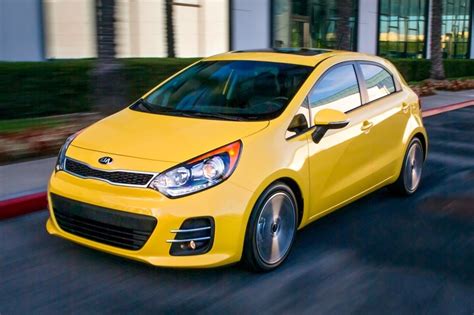 Used 2017 Kia Rio Hatchback Review | Edmunds