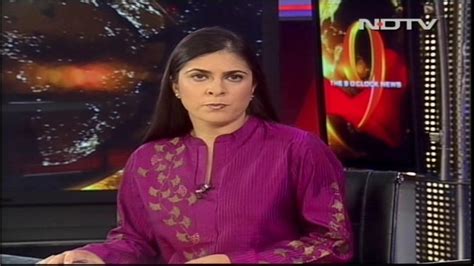 Spicy Newsreaders: attractive pics of ndtv newsreader sonia verma