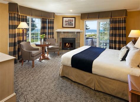 Cambria Lodging & Hotel Rooms | Fireside Inn - Guest Rooms