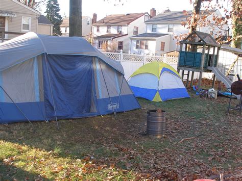 feeling stoopid: Backyard camping