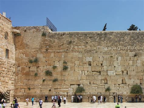 Jerusalem History: The First and Second Temples | Moon Travel Guides