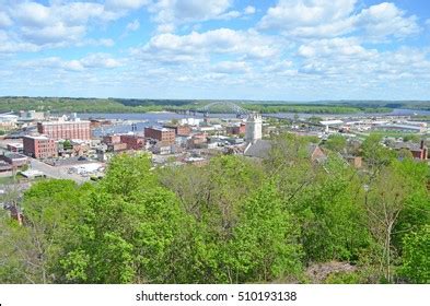 Dubuque Iowa May 5 2016 Dubuque Stock Photo 510193138 | Shutterstock