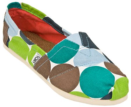 Toms Shoes - You've Got Style: Toms Shoes