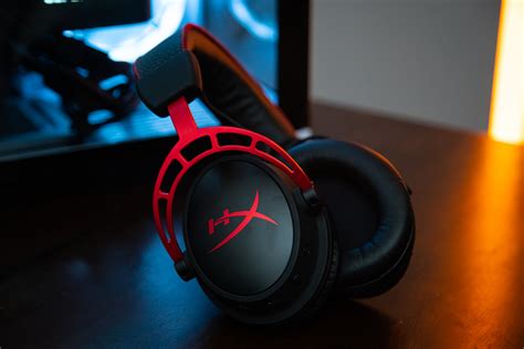 HyperX Cloud Alpha wireless review: 300 hours of audio bliss | Digital ...