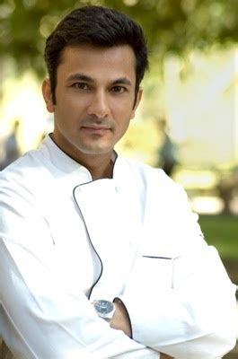 Chef Vikas Khanna- award winning Michelin Starred Indian chef ...