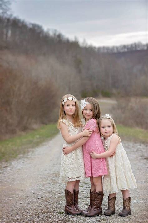 My 3 daughters. ️ Sister photo shoot ideas. Jessica Isner Photography ...