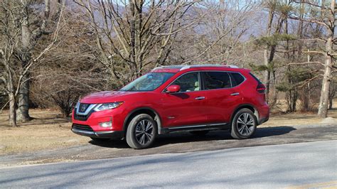 2017 Nissan Rogue Hybrid: gas mileage review