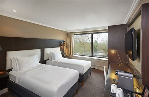 DoubleTree by Hilton Hotel London – Hyde Park - YoNinja - Restaurants, Hotels, and Reviews