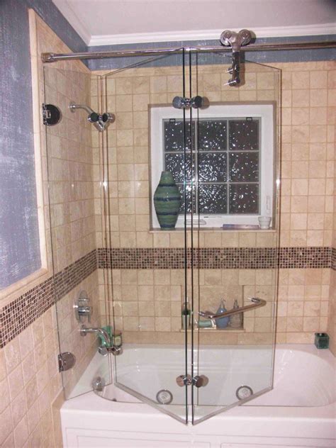 Types of Shower Doors Here are just a few of the more interesting ...