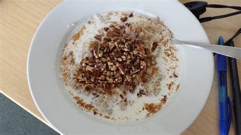 Pre-Workout Oatmeal Recipe. I’m always tweaking my “diet” as I… | by Sarah Page | Girls Running ...