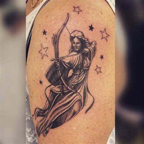 30 Best Sagittarius Tattoo Designs - Types And Meanings (2019)