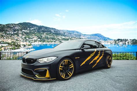 BMW M4 Monster Gold Wrap Supercar