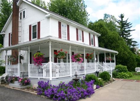 A Day in the Country Bed & Breakfast | Ohio Amish Country