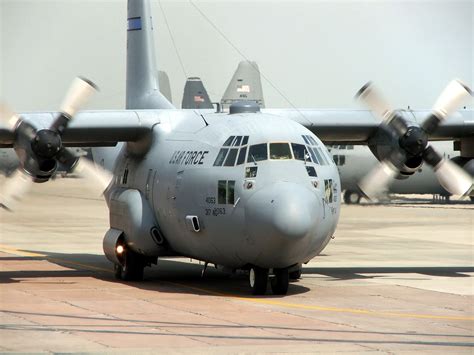 C-130 Hercules: Air Force's 'old reliable' airlifter still on the front ...