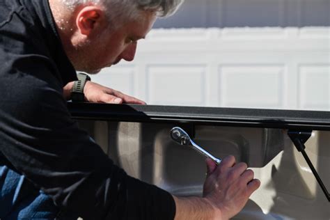 How to Install a Tonneau Cover - AutoZone