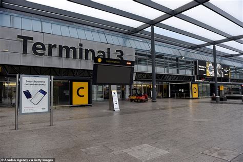 Heathrow T3 opens as dedicated 'red list' terminal TODAY | Daily Mail ...