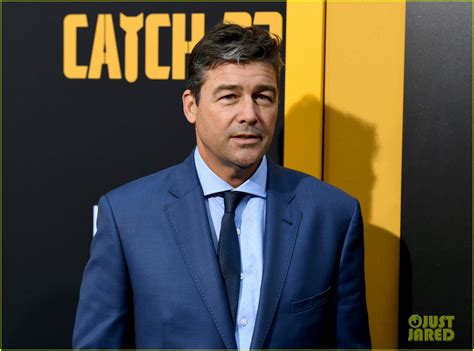 Kyle Chandler & Christopher Abbott Suit Up for 'Catch-22' Premiere ...