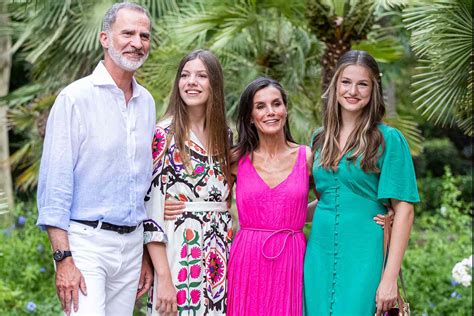 Queen Letizia and King Felipe of Spain Pose for Summer Family Photos